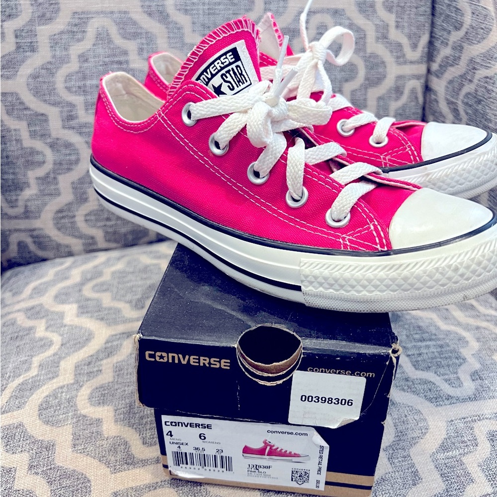 Hot pink low top Converse